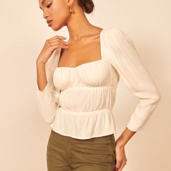 ✨ NWOT ✨ Reformation Plath top in Ivory - Picture 2 of 9